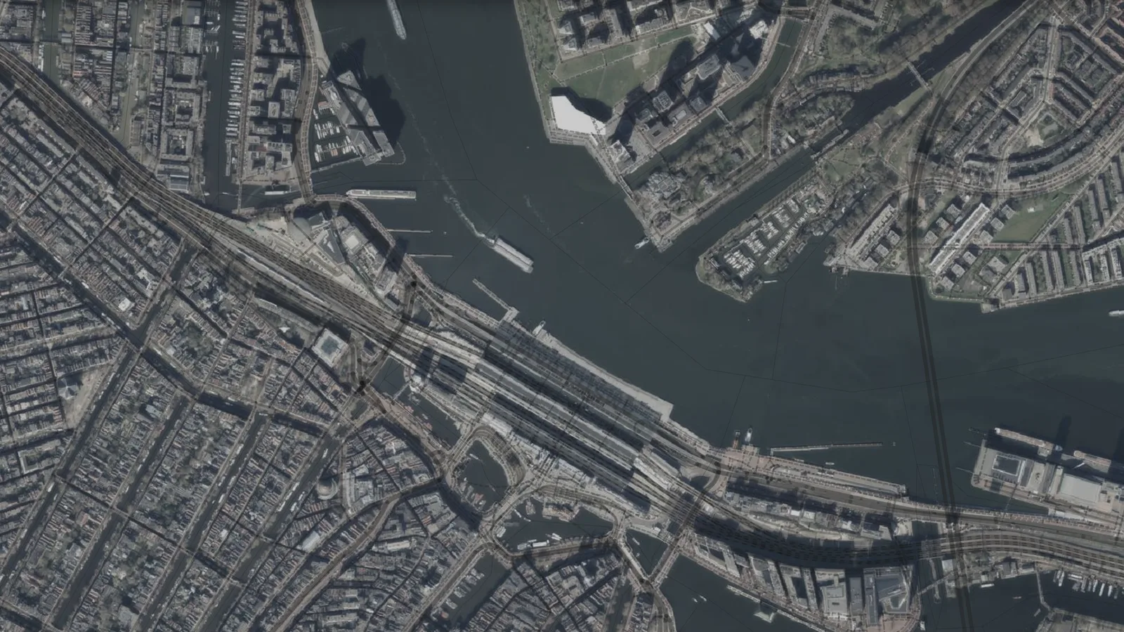 The IJ behind Amsterdam Centraal on the Dutch aerial photos in Takt